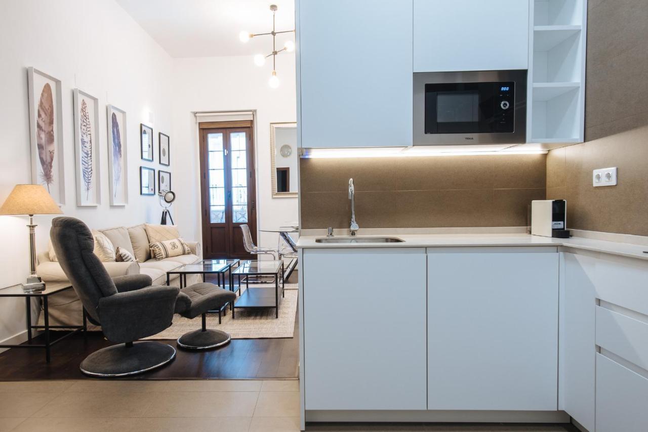 Apartamento Puerta Real - Free Parking Seville Ngoại thất bức ảnh